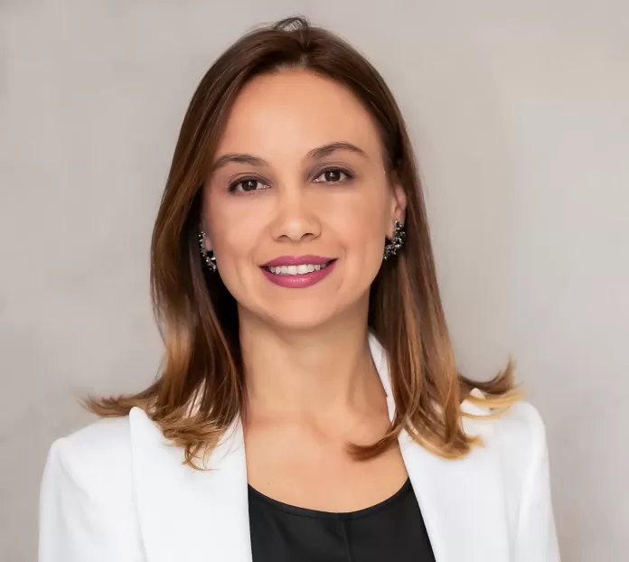 — Camila Rocha Martins